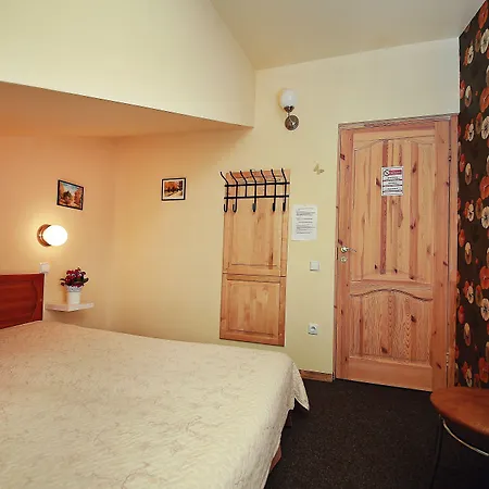 Sleep In 3*