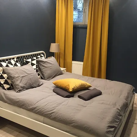 Sleep In 3*