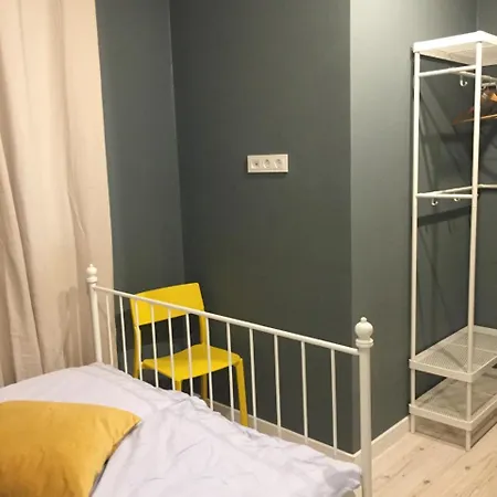 Sleep In 3*