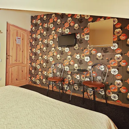 Sleep In فندق مبيت وإفطار